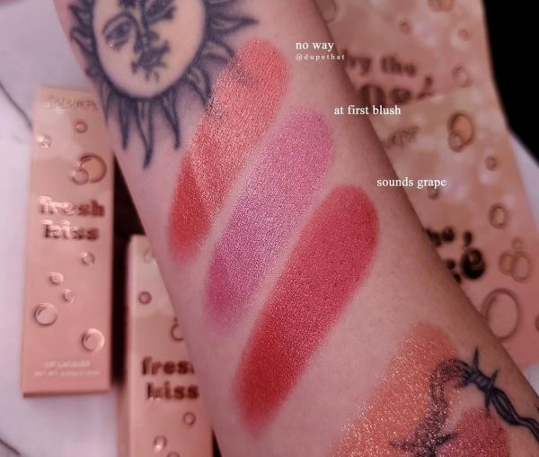 
<p>                        By the rose by colourpop</p>
<p>                    