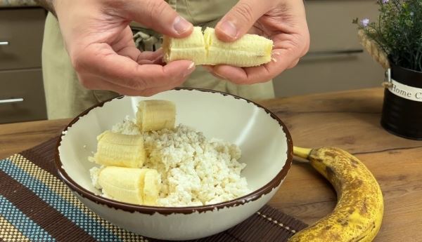 Низкокалорийный творожный десерт с бананом