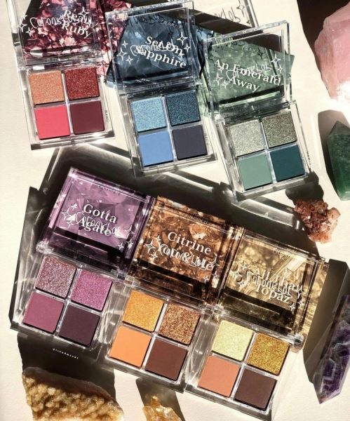 </p>
<p>                        Stay Jewel Collection by colourpop</p>
<p>                    