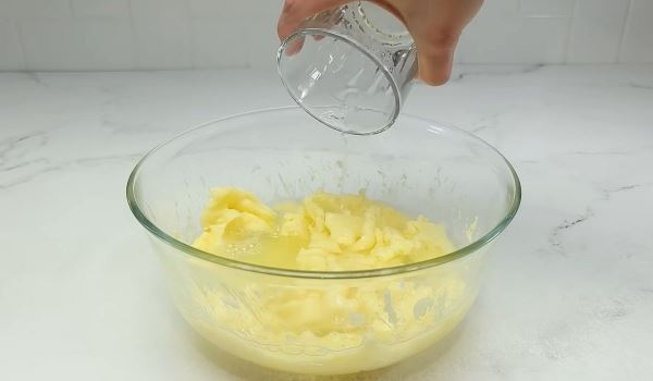 Ленивые картофельные пирожки на сковороде